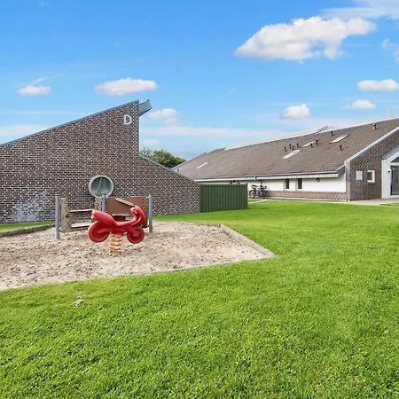 6 Person On A In Prázdninový dům Hemmet